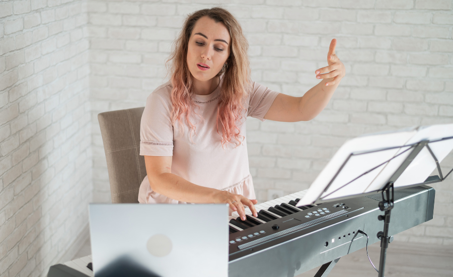 Online Keyboard Classes
